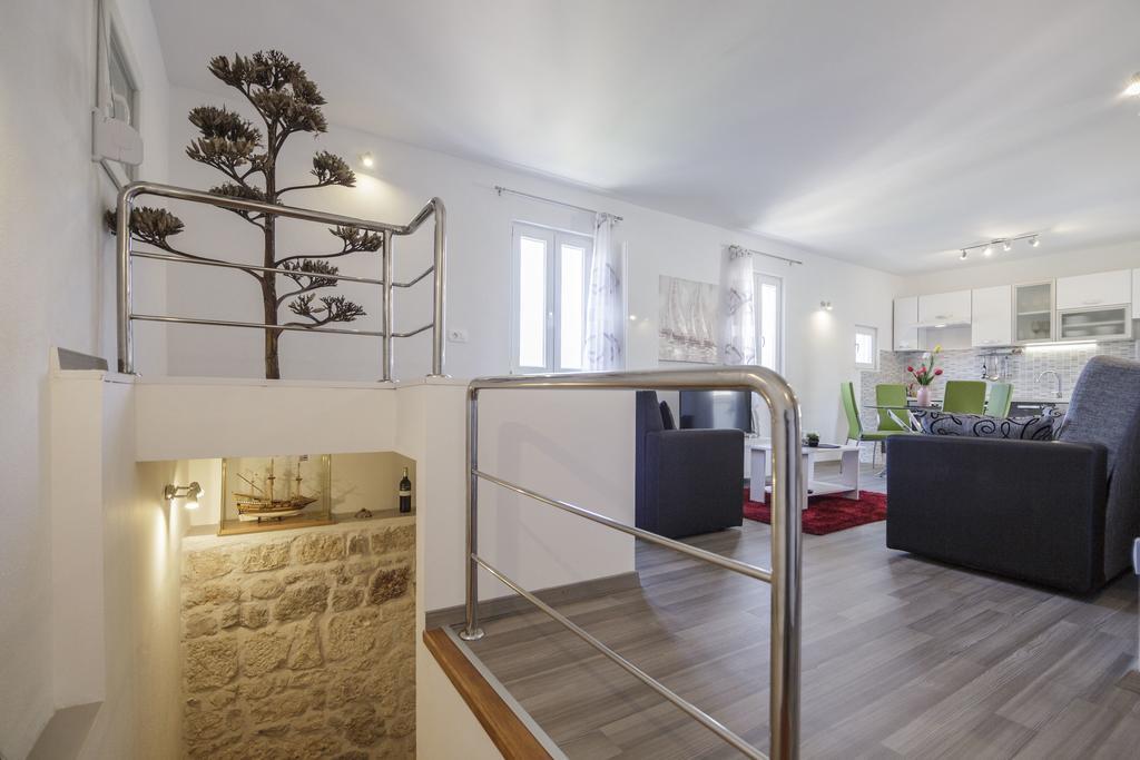 Apartman Jurica Komiža Exterior foto