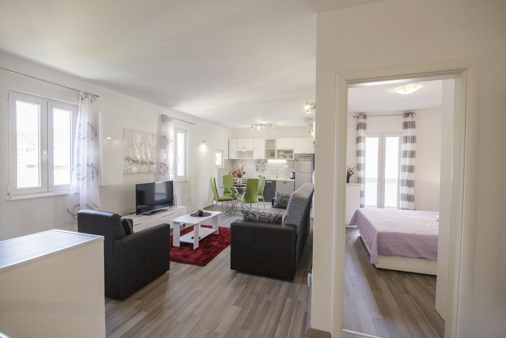Apartman Jurica Komiža Exterior foto