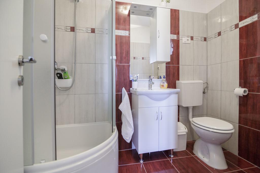 Apartman Jurica Komiža Exterior foto