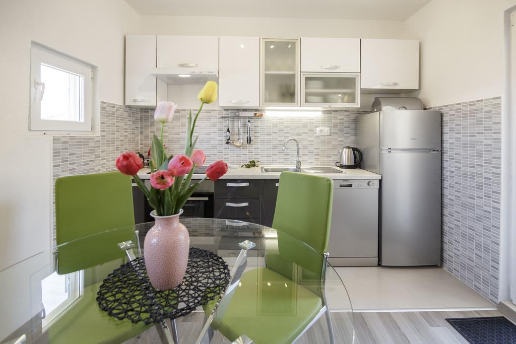 Apartman Jurica Komiža Exterior foto