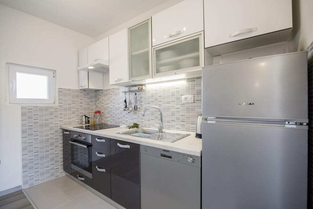 Apartman Jurica Komiža Exterior foto